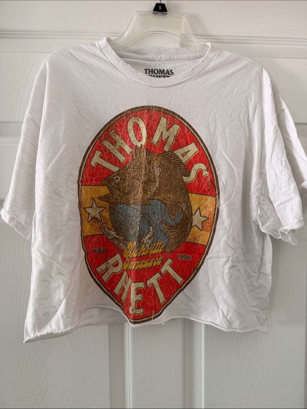 Thomas Rhett White Graphic Short Sleeve Tee - Red/Gold Print